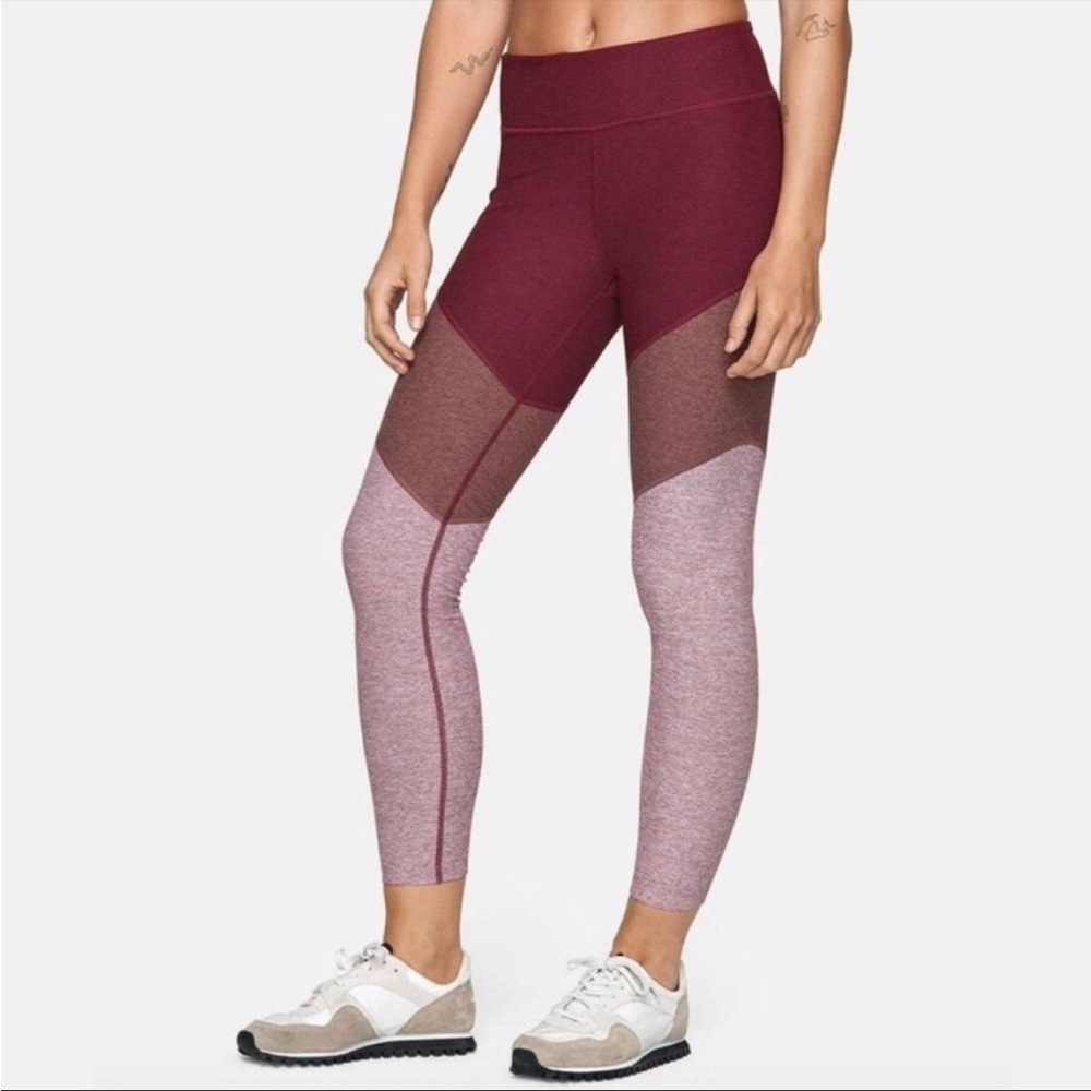 Outdoor Voices Colorblock Activewear Workout Leggings in Berry Pink Extra Small